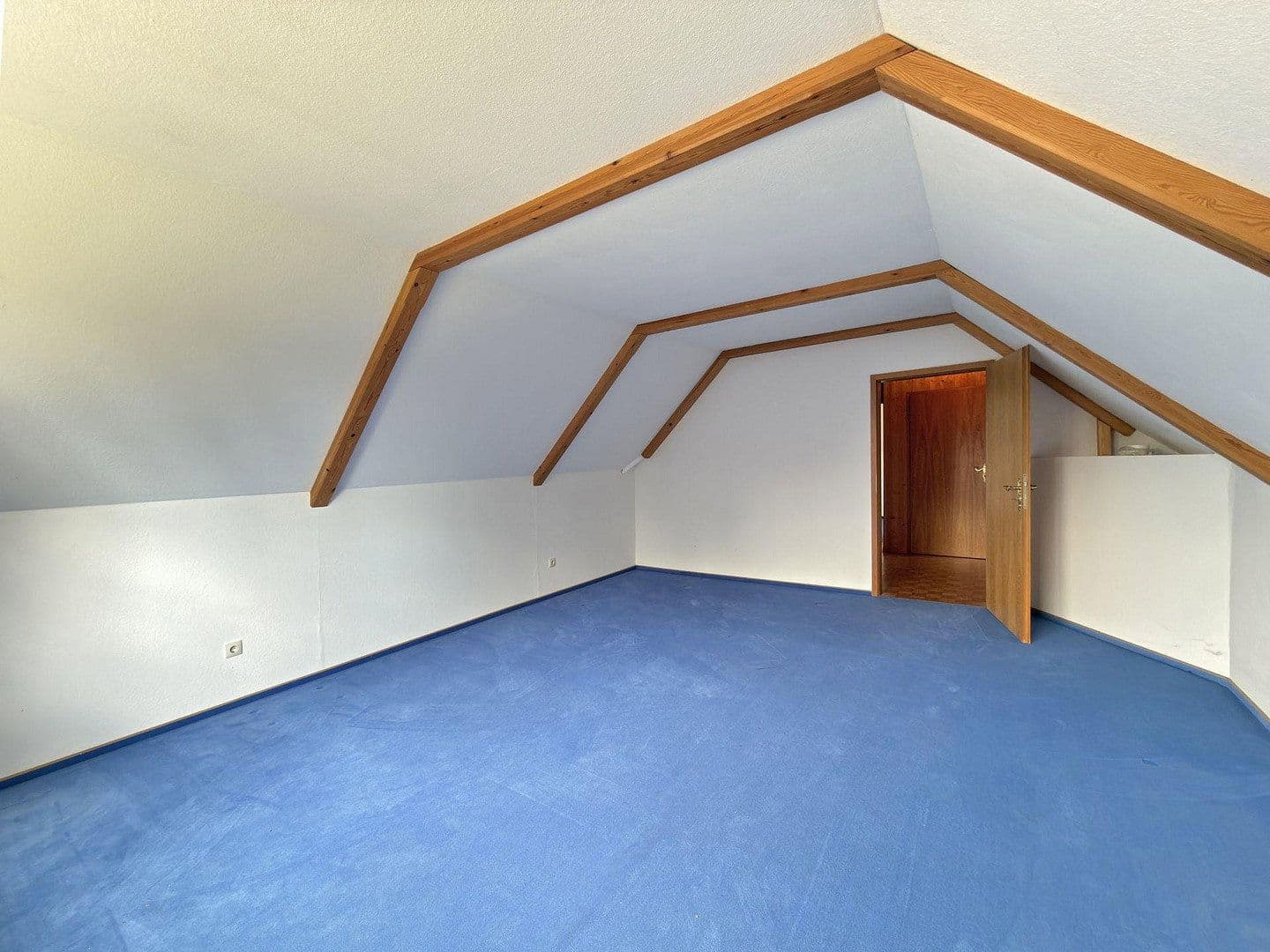 Predaj domu 183 m², pozemok 728 m², Lindewitt, Šlezvicko-Holštajnsko Predaj domu 183 m², pozemok 728 m², Lindewitt, Šlezvicko-Holštajnsko