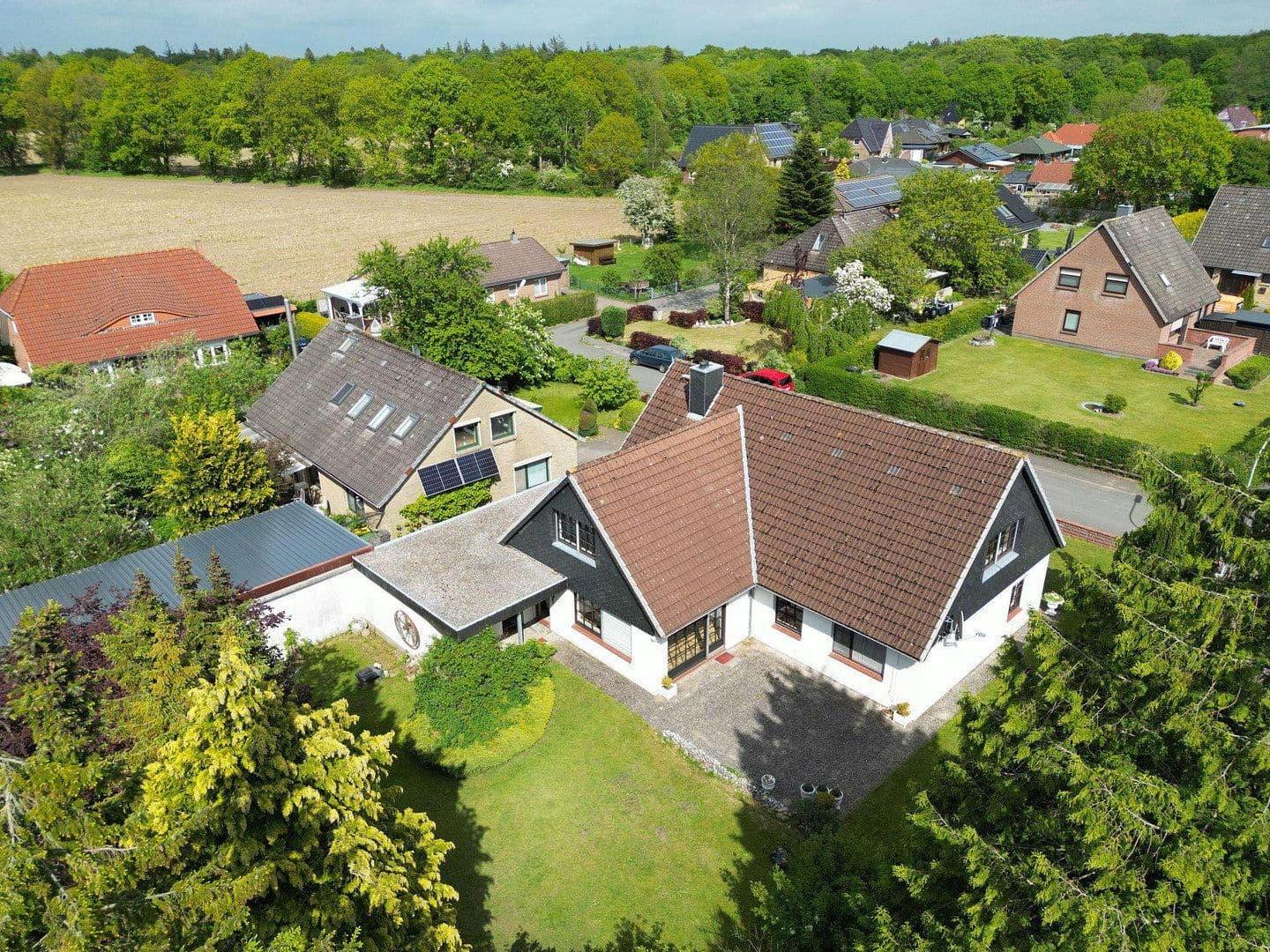 Predaj domu 183 m², pozemok 728 m², Lindewitt, Šlezvicko-Holštajnsko Predaj domu 183 m², pozemok 728 m², Lindewitt, Šlezvicko-Holštajnsko