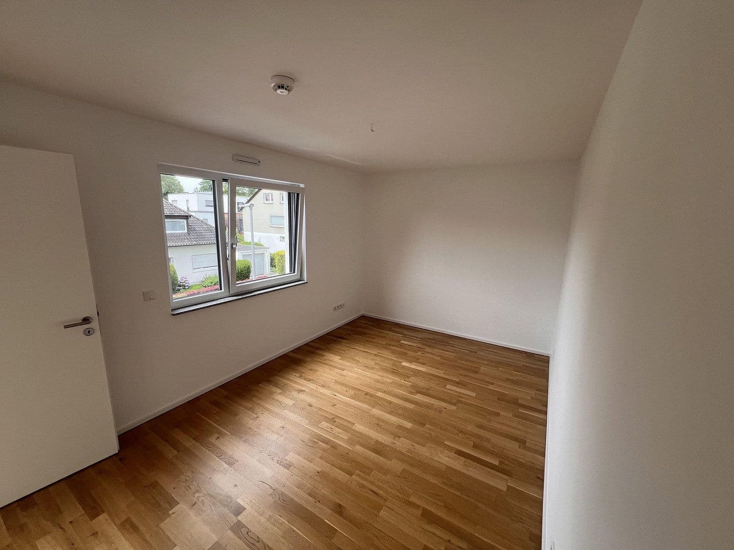 Prenájom bytu 2-izbový 60 m², Siegburg, Severné Porýnie - Westfálsko Prenájom bytu 2-izbový 60 m², Siegburg, Severné Porýnie - Westfálsko