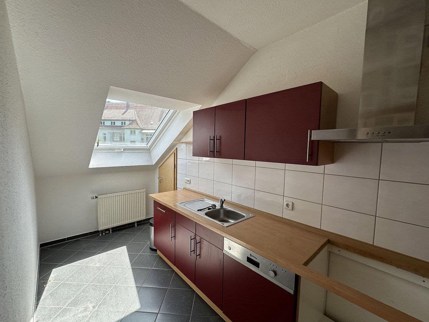 Prenájom bytu 4-izbový 106 m², Landgraf-Karl-Straße 19 A, Kassel, Hesensko Prenájom bytu 4-izbový 106 m², Landgraf-Karl-Straße 19 A, Kassel, Hesensko
