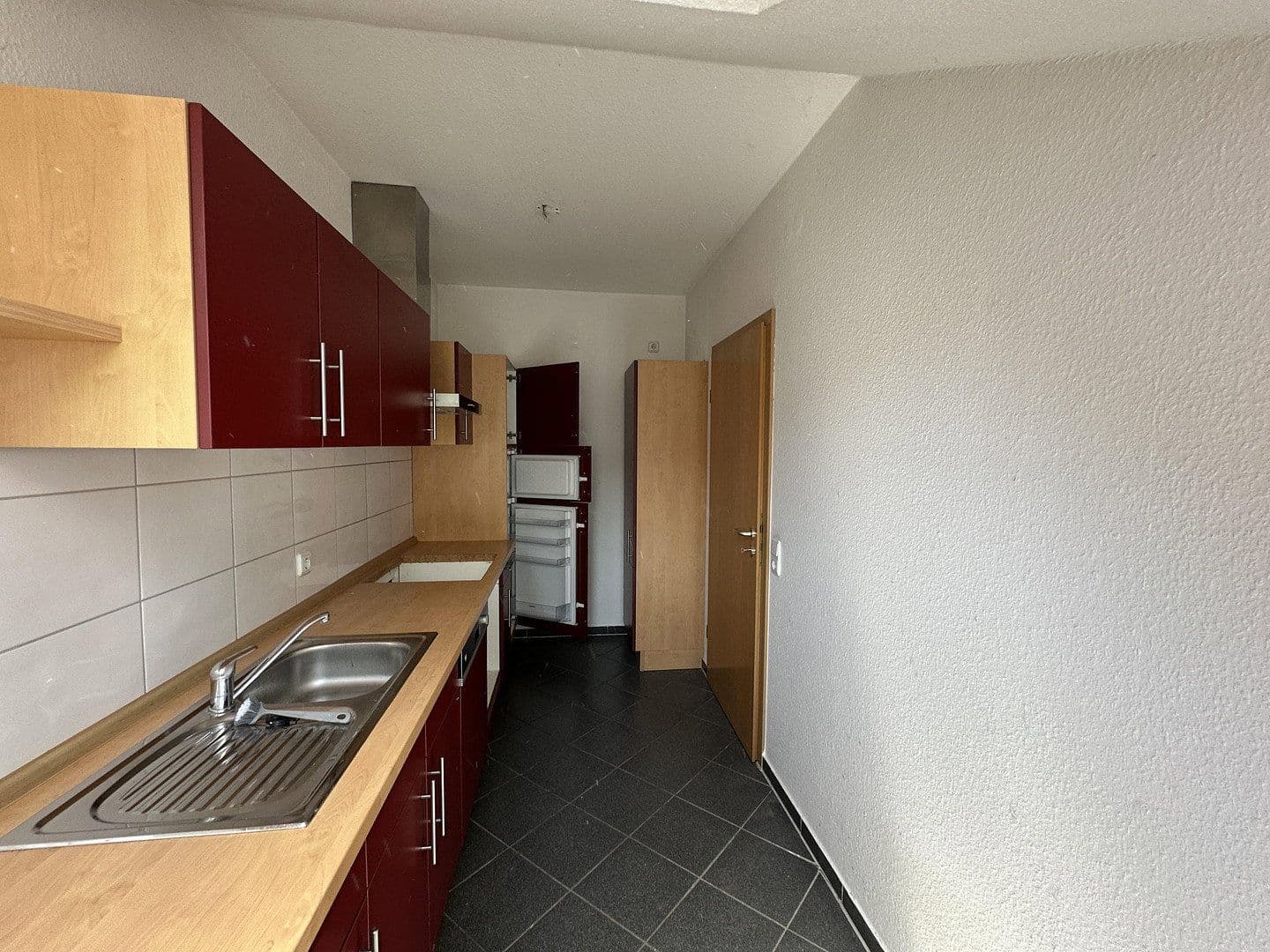 Prenájom bytu 4-izbový 106 m², Landgraf-Karl-Straße 19 A, Kassel, Hesensko Prenájom bytu 4-izbový 106 m², Landgraf-Karl-Straße 19 A, Kassel, Hesensko