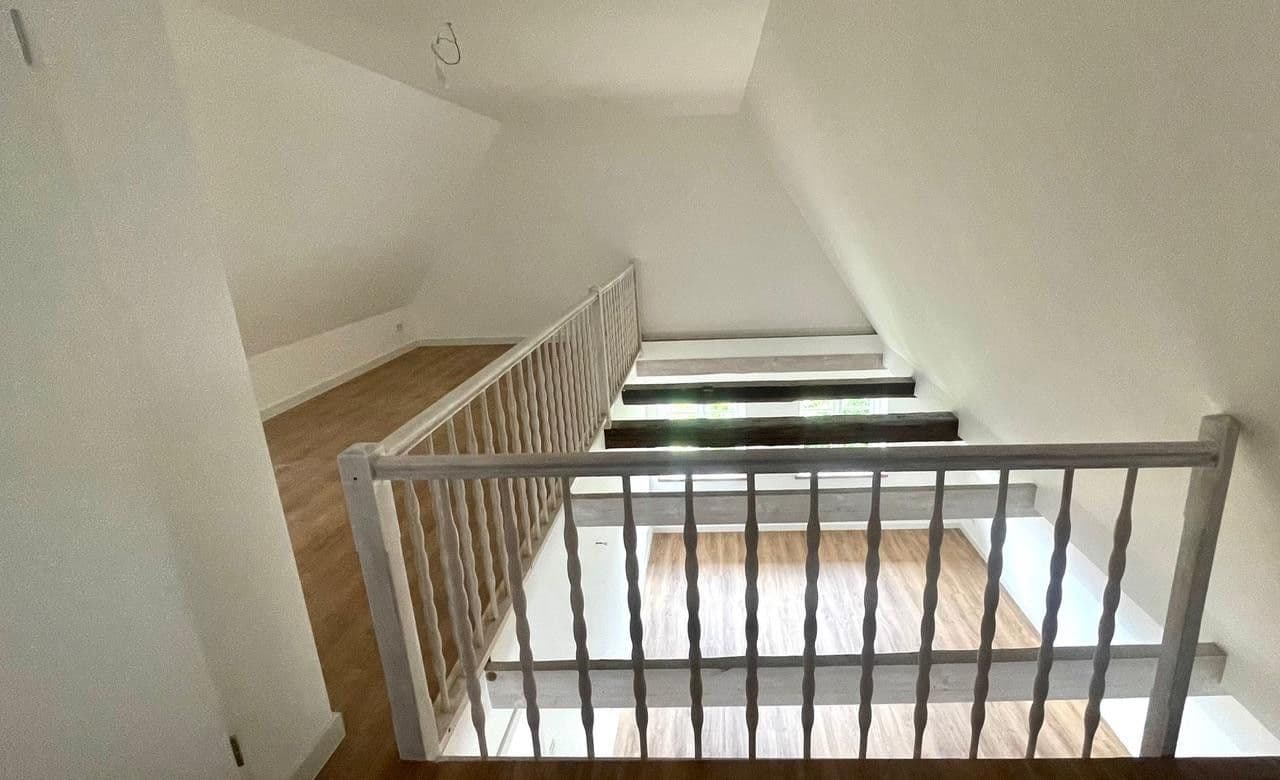 Prenájom bytu 4-izbový 124 m², Hollern-Twielenfleth, Dolné Sasko Prenájom bytu 4-izbový 124 m², Hollern-Twielenfleth, Dolné Sasko