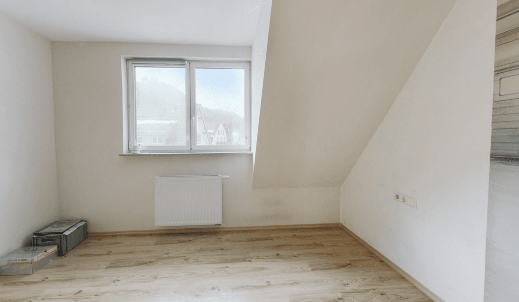 Prenájom bytu 4-izbový 100 m², Mühlweg 5, Epfendorf, Bádensko-Wurttembersko Prenájom bytu 4-izbový 100 m², Mühlweg 5, Epfendorf, Bádensko-Wurttembersko