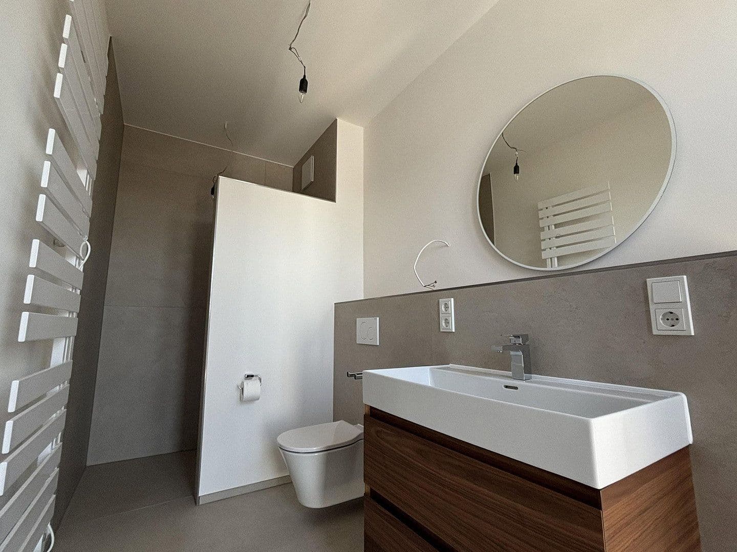 Prenájom bytu 3-izbový 138 m², Saarburg, Porýnie-Falcko Prenájom bytu 3-izbový 138 m², Saarburg, Porýnie-Falcko