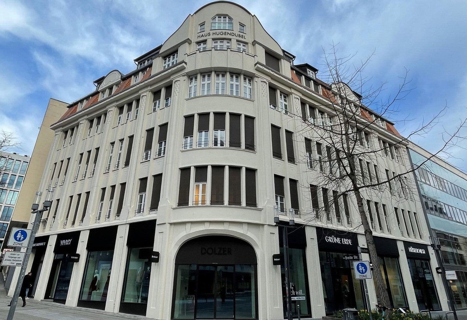 Prenájom kancelárie 135 m², Stuttgart, Bádensko-Wurttembersko Prenájom kancelárie 135 m², Stuttgart, Bádensko-Wurttembersko