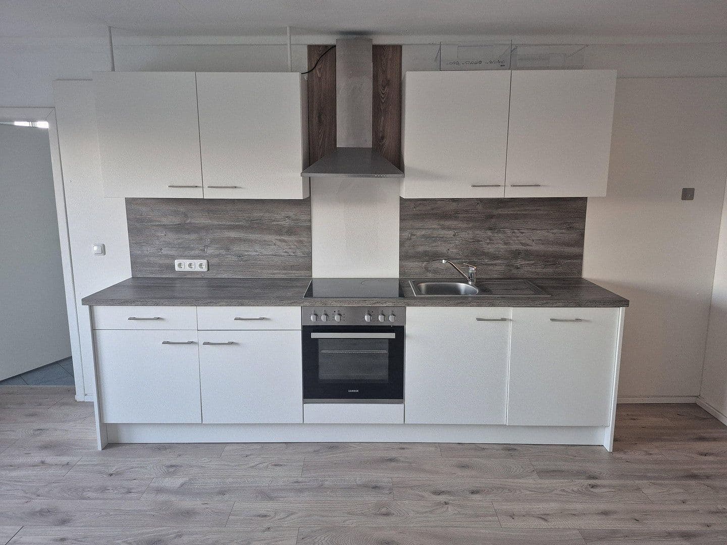 Prenájom bytu 5-izbový 160 m², Dorfstraße 20, Siebenbäumen, Šlezvicko-Holštajnsko Prenájom bytu 5-izbový 160 m², Dorfstraße 20, Siebenbäumen, Šlezvicko-Holštajnsko