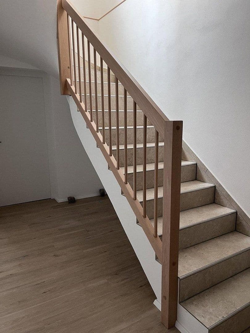 Prenájom domu 140 m², pozemok 3.000 m², Eibenberger Str 25A, Burkhardtsdorf, Sasko Prenájom domu 140 m², pozemok 3.000 m², Eibenberger Str 25A, Burkhardtsdorf, Sasko