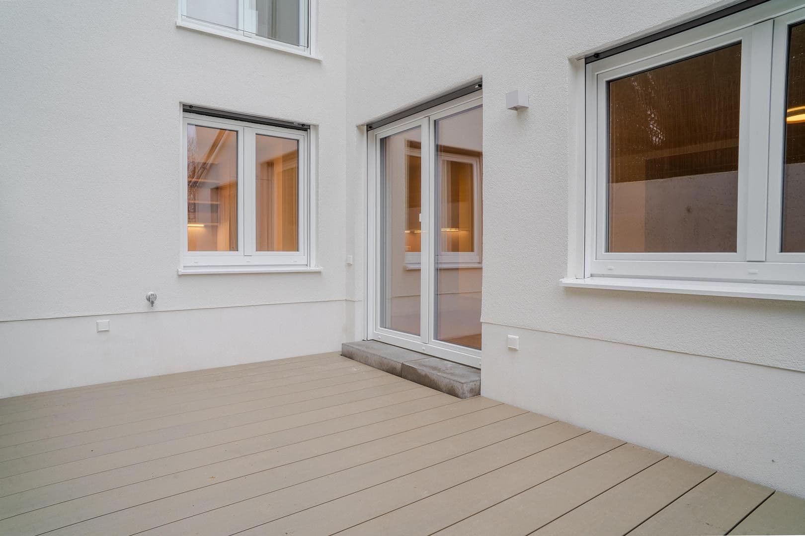 Prenájom bytu 3-izbový 105 m², An den Postwiesen 1, Frankfurt am Main, Hesensko Prenájom bytu 3-izbový 105 m², An den Postwiesen 1, Frankfurt am Main, Hesensko