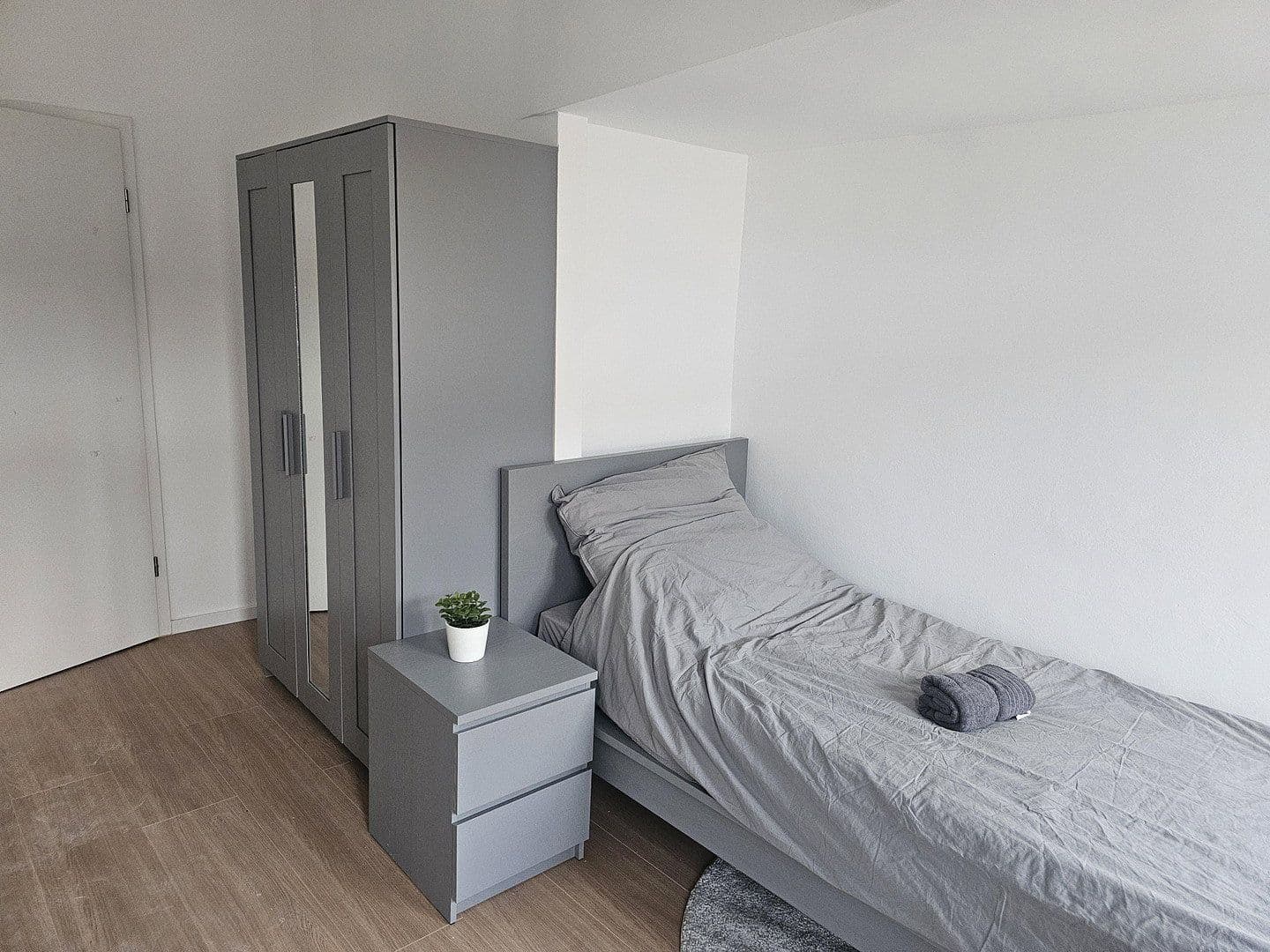 Prenájom bytu 60 m², Voltastraße 4, Berlin, Berlín Prenájom bytu 60 m², Voltastraße 4, Berlin, Berlín