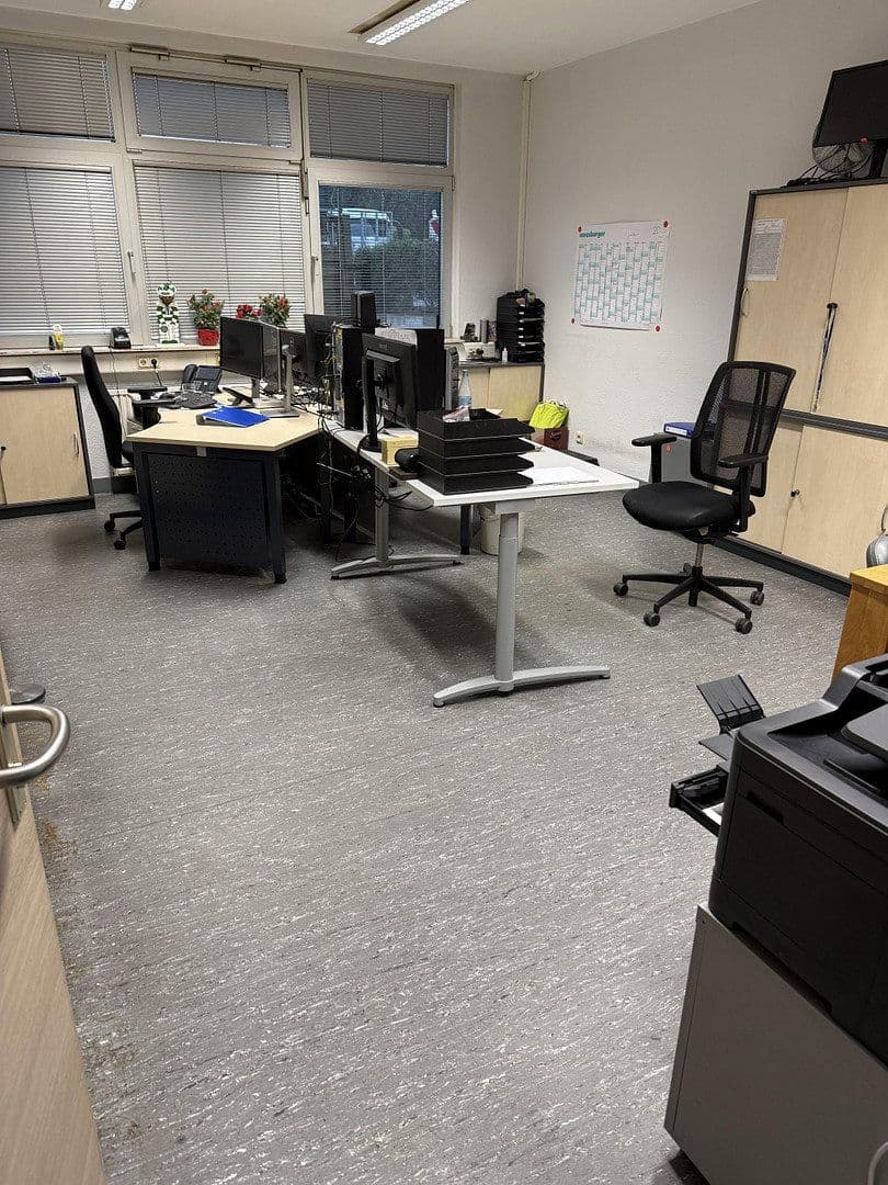 Prenájom nebytového priestoru 1.248 m², Oberste Kamp 7, Velbert, Severné Porýnie - Westfálsko Prenájom nebytového priestoru 1.248 m², Oberste Kamp 7, Velbert, Severné Porýnie - Westfálsko