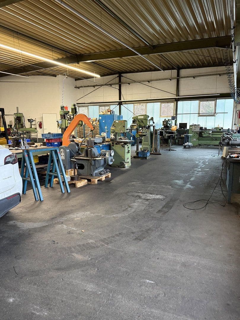 Prenájom nebytového priestoru 1.248 m², Oberste Kamp 7, Velbert, Severné Porýnie - Westfálsko Prenájom nebytového priestoru 1.248 m², Oberste Kamp 7, Velbert, Severné Porýnie - Westfálsko