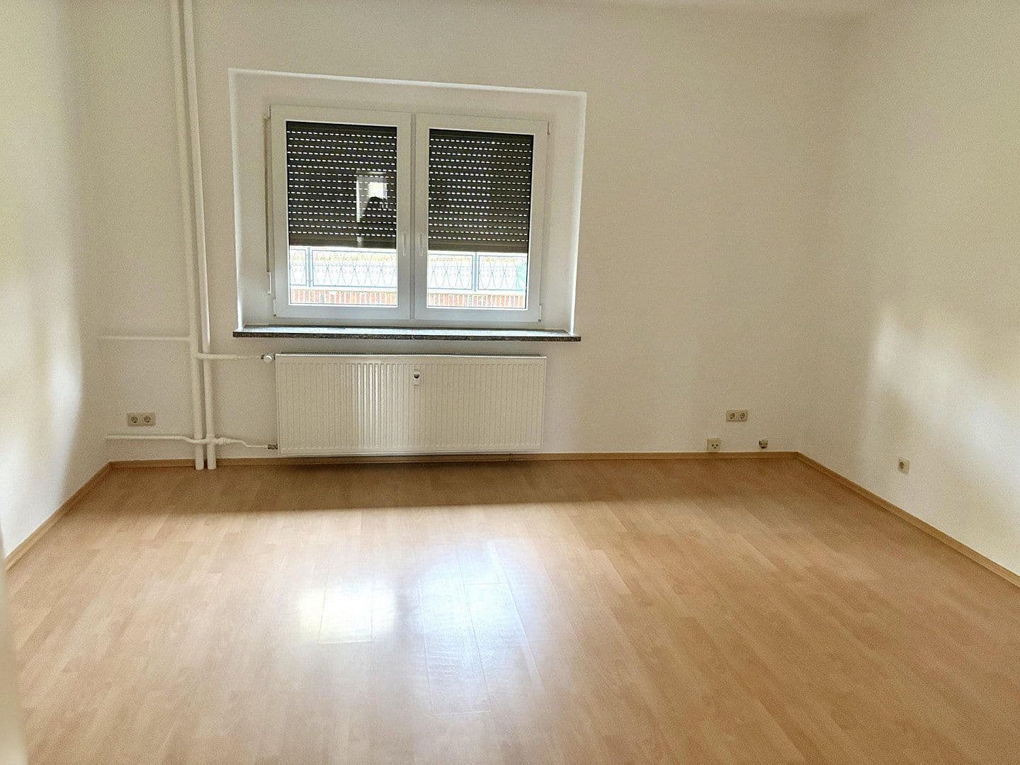 Prenájom bytu 3-izbový 79 m², Frankfurt/Oder, Brandenbursko Prenájom bytu 3-izbový 79 m², Frankfurt/Oder, Brandenbursko