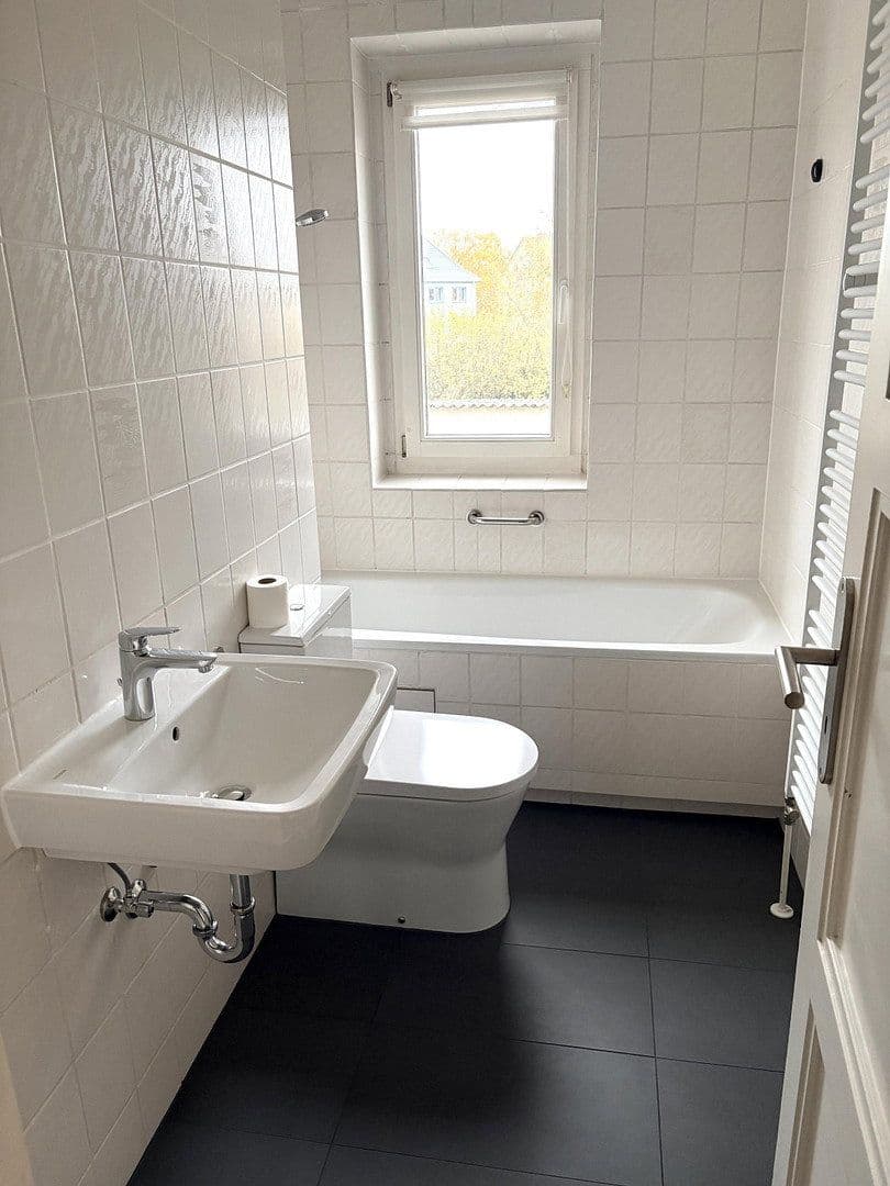 Prenájom bytu 3-izbový 79 m², Frankfurt/Oder, Brandenbursko Prenájom bytu 3-izbový 79 m², Frankfurt/Oder, Brandenbursko