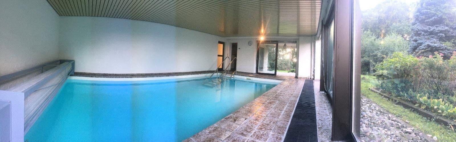 Predaj domu 347 m², pozemok 2.550 m², Overath, Severné Porýnie - Westfálsko Predaj domu 347 m², pozemok 2.550 m², Overath, Severné Porýnie - Westfálsko