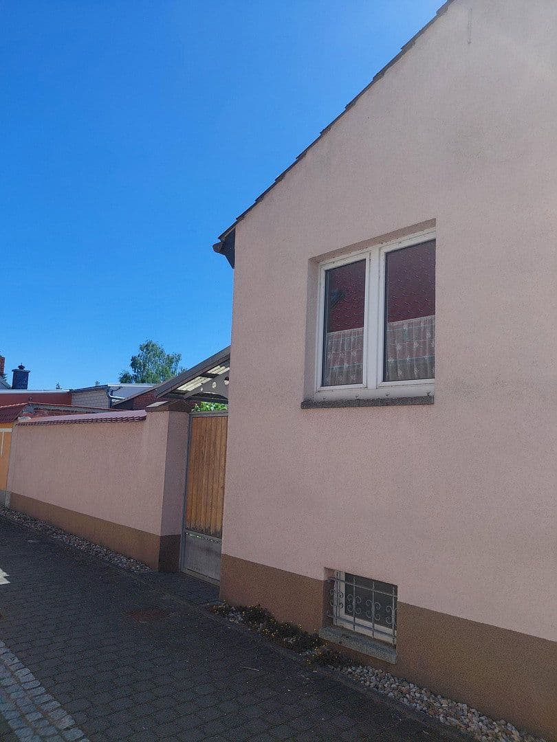Predaj domu 85 m², pozemok 233 m², Zerbst/Anhalt, Sasko-Anhaltsko Predaj domu 85 m², pozemok 233 m², Zerbst/Anhalt, Sasko-Anhaltsko