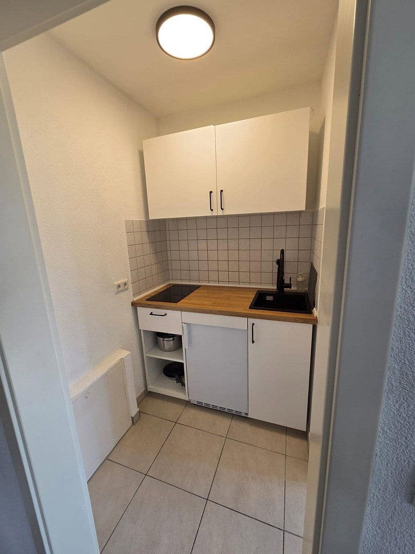 Prenájom bytu 1-izbový 22 m², Heilbronn, Bádensko-Wurttembersko Prenájom bytu 1-izbový 22 m², Heilbronn, Bádensko-Wurttembersko