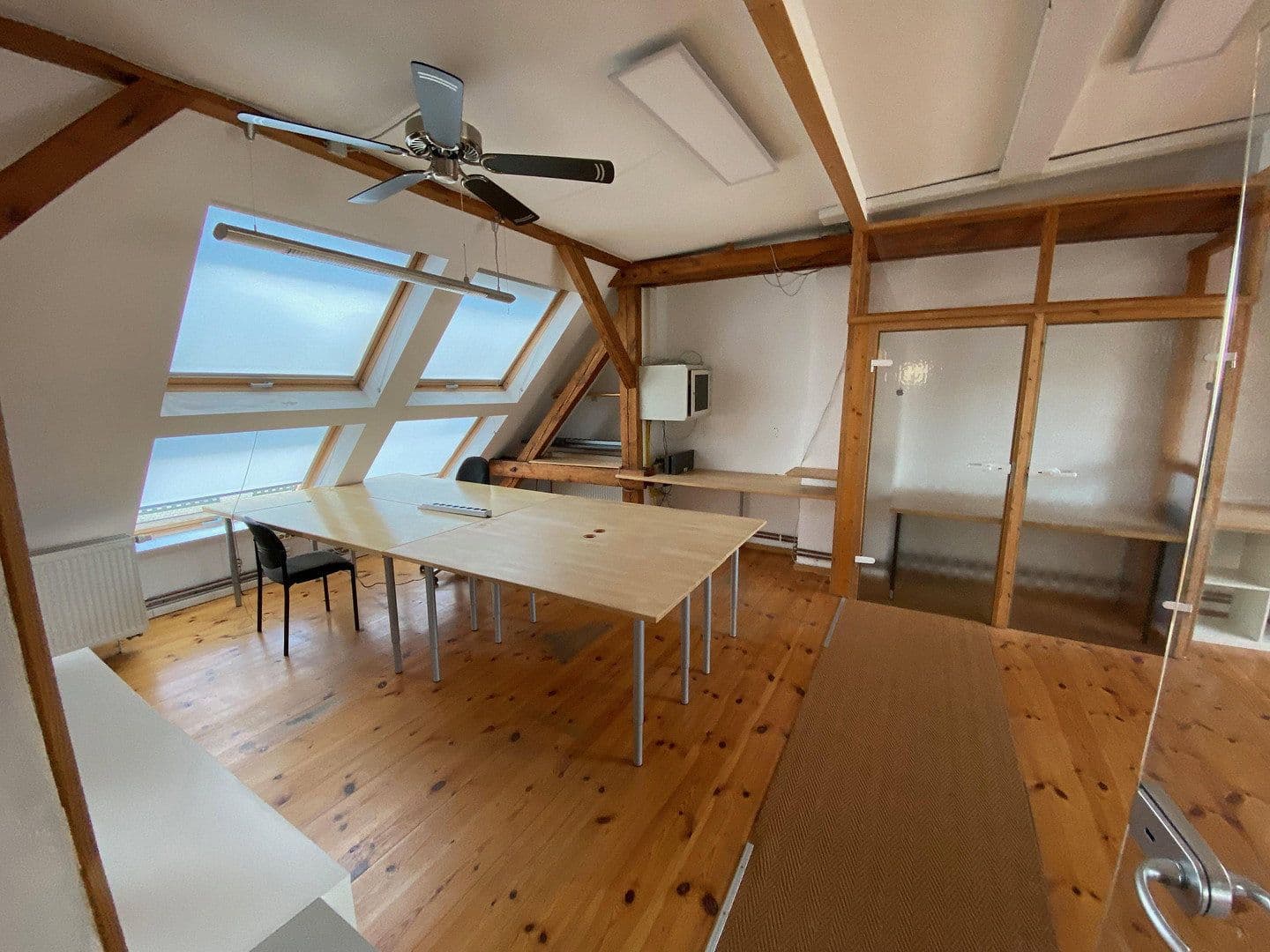 Predaj bytu 7-izbový 205 m², Berlin, Berlín Predaj bytu 7-izbový 205 m², Berlin, Berlín