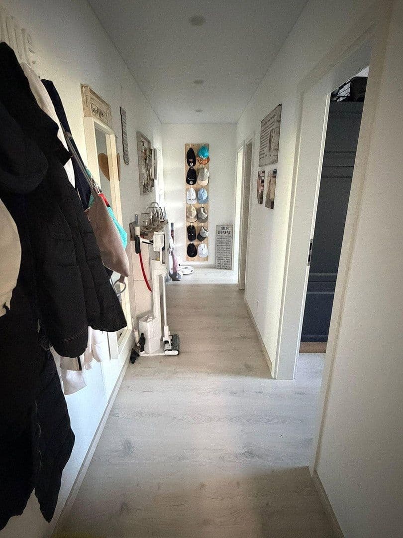 Prenájom bytu 2-izbový 56 m², Baunatal, Hesensko Prenájom bytu 2-izbový 56 m², Baunatal, Hesensko