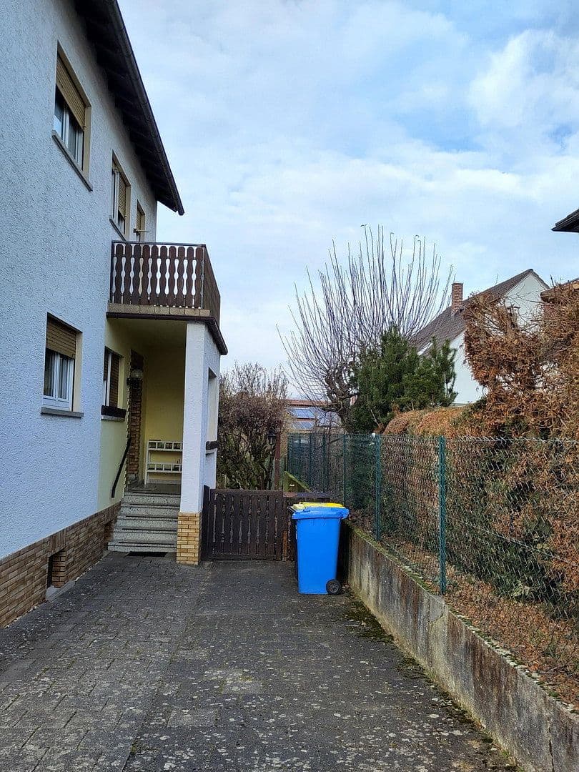 Predaj domu 170 m², pozemok 530 m², Bad Nauheim, Hesensko Predaj domu 170 m², pozemok 530 m², Bad Nauheim, Hesensko