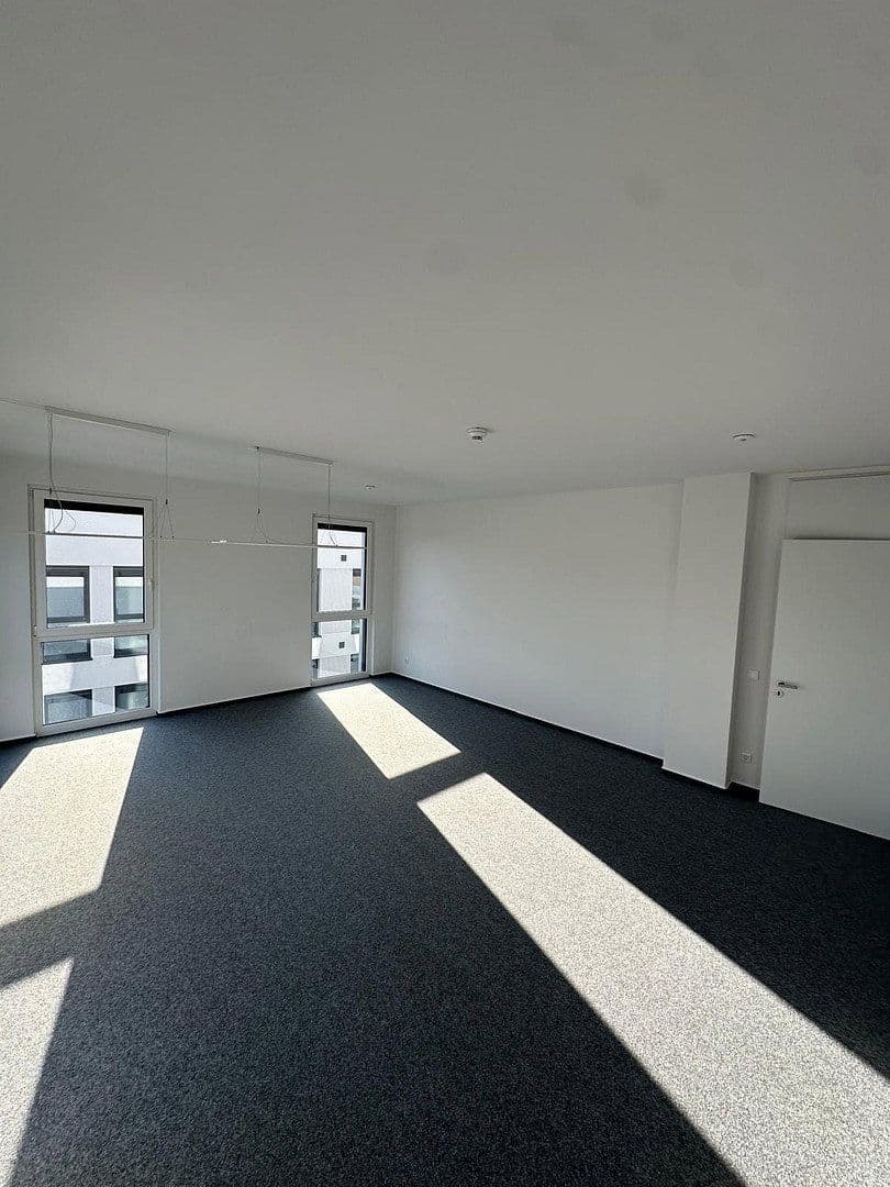 Prenájom kancelárie 300 m², Friedhofstr. 171, Bielefeld, Severné Porýnie - Westfálsko Prenájom kancelárie 300 m², Friedhofstr. 171, Bielefeld, Severné Porýnie - Westfálsko