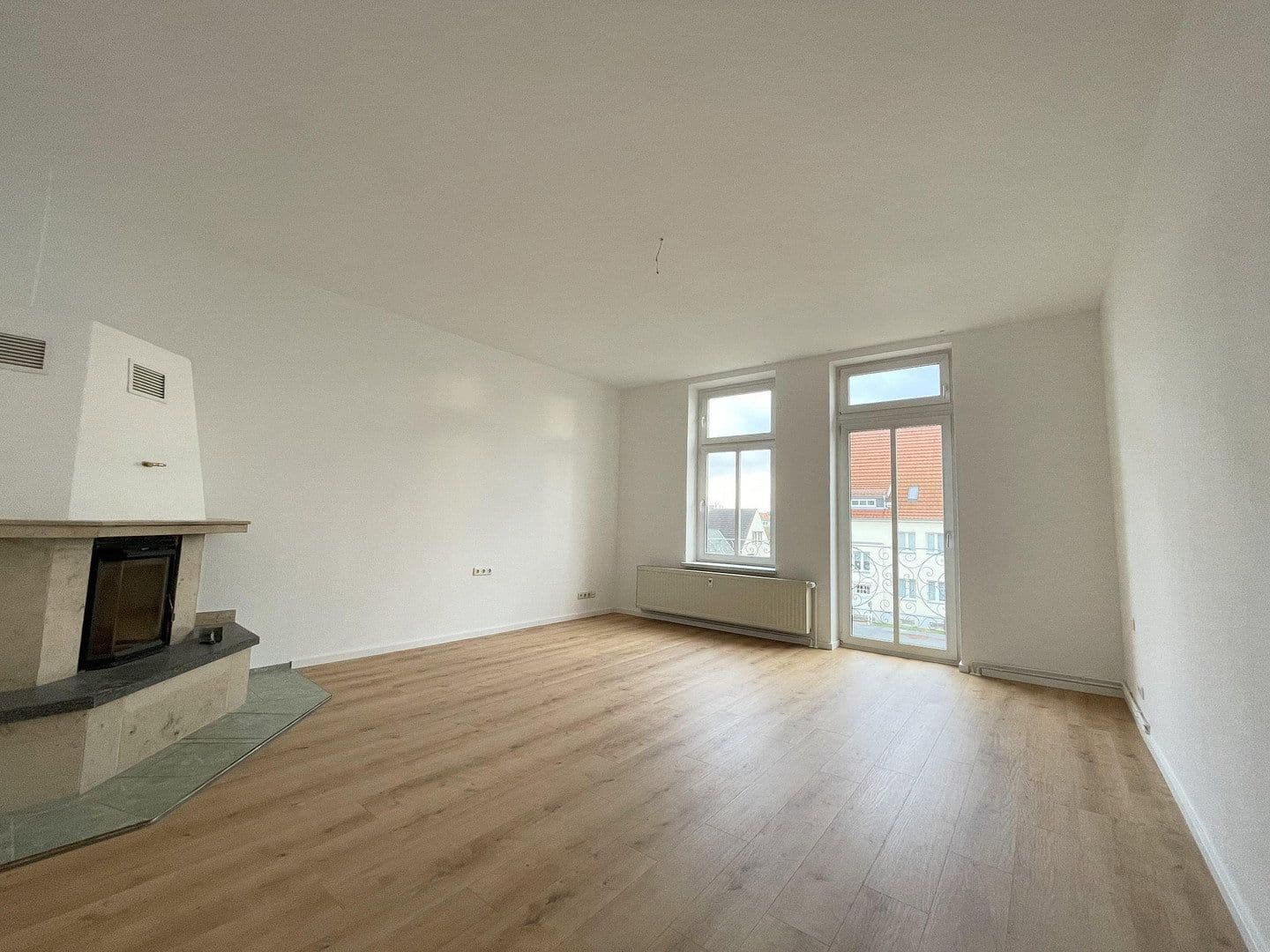 Prenájom bytu 3-izbový 103 m², Güstrow, Meklenbursko-Predpomoransko Prenájom bytu 3-izbový 103 m², Güstrow, Meklenbursko-Predpomoransko