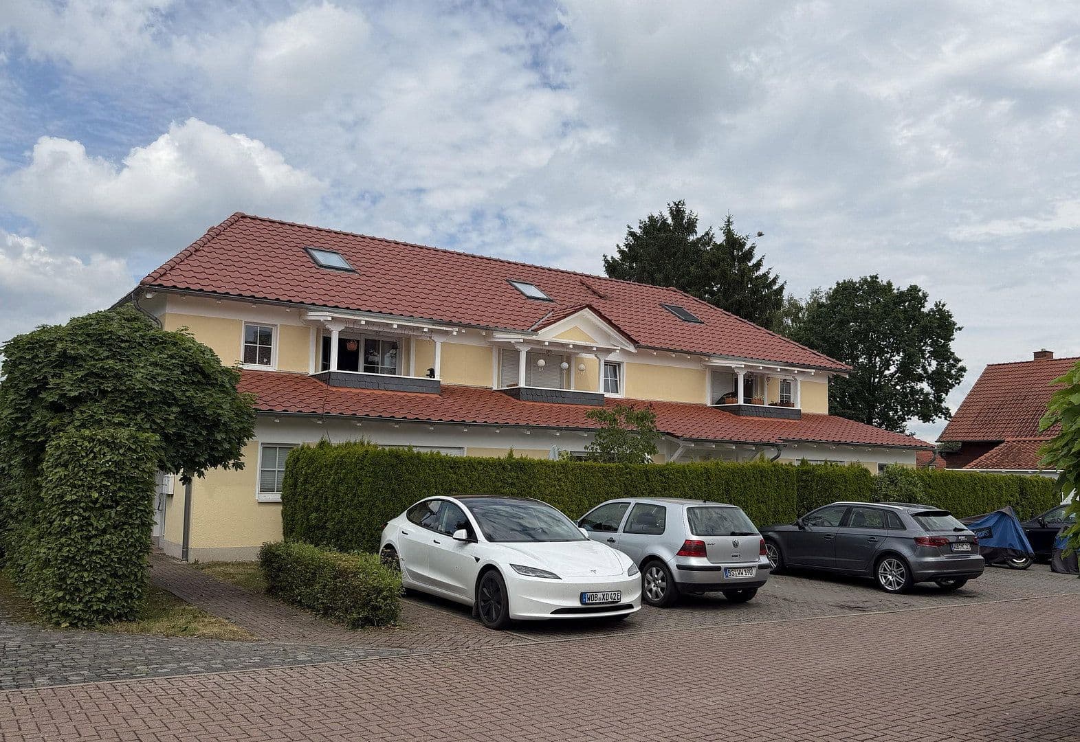 Prenájom bytu 3-izbový 82 m², Wettmershagener Str. 18 a, Wolfsburg, Dolné Sasko Prenájom bytu 3-izbový 82 m², Wettmershagener Str. 18 a, Wolfsburg, Dolné Sasko