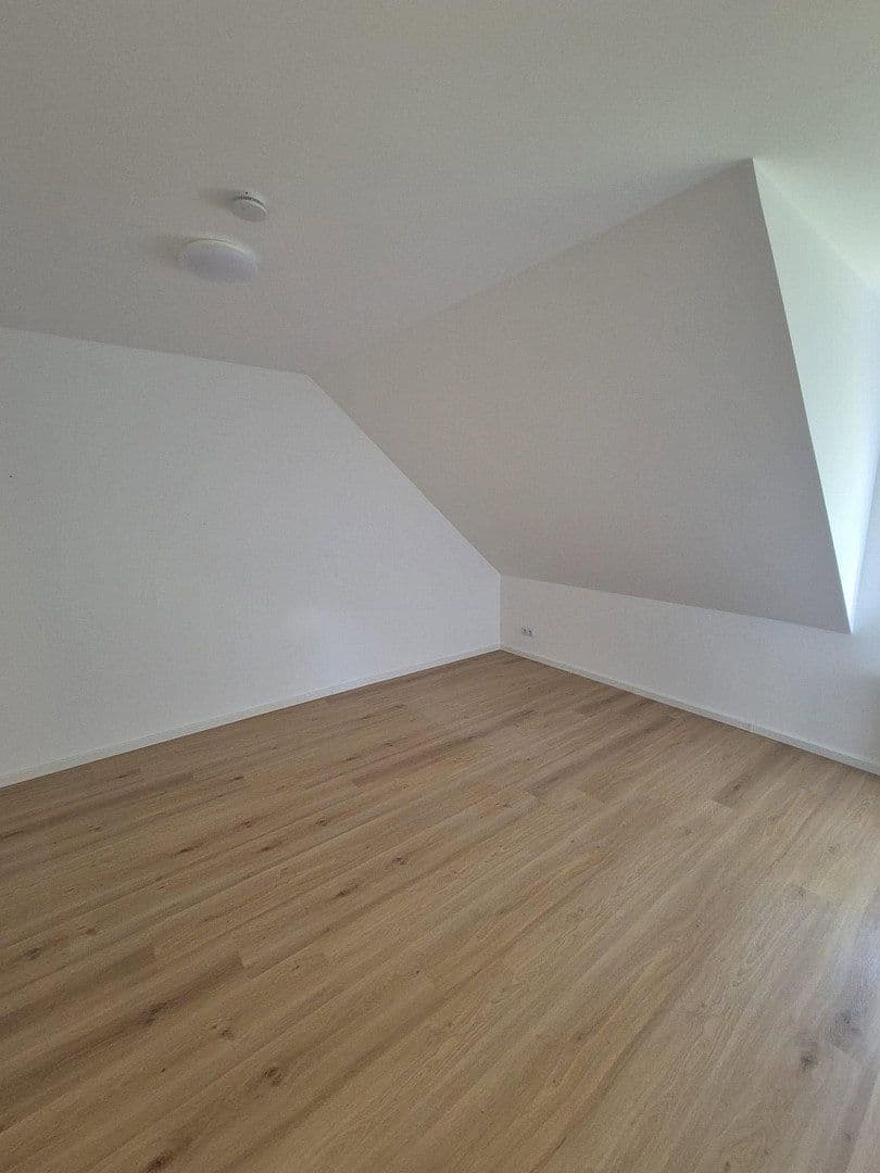 Prenájom bytu 3-izbový 81 m², Osnabrück Voxtrup, Dolné Sasko Prenájom bytu 3-izbový 81 m², Osnabrück Voxtrup, Dolné Sasko