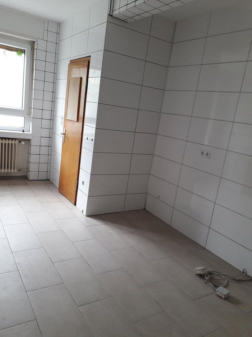 Prenájom nebytového priestoru 2.169 m², Quellenweg 4, Gilserberg, Hesensko Prenájom nebytového priestoru 2.169 m², Quellenweg 4, Gilserberg, Hesensko