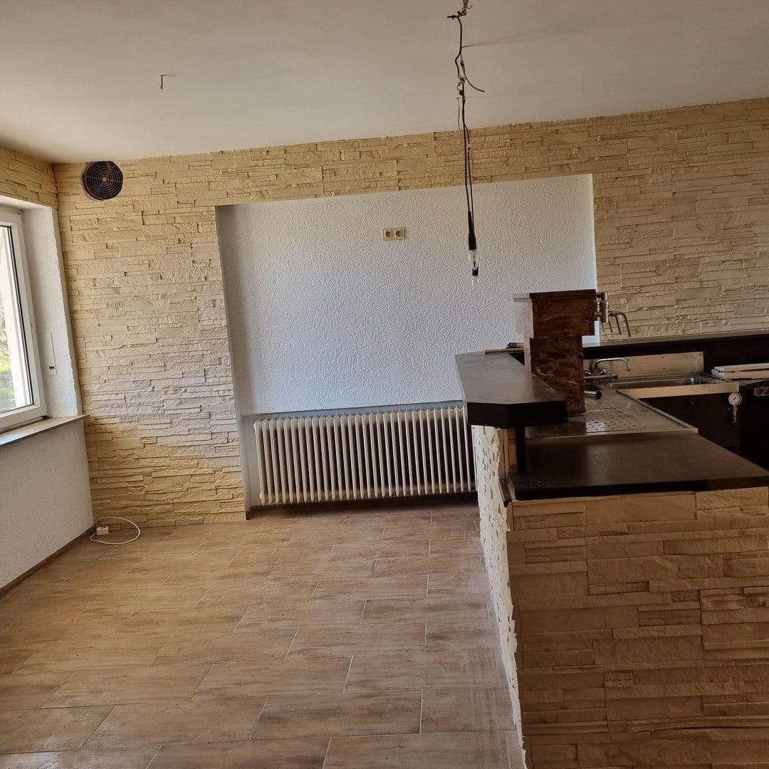 Prenájom nebytového priestoru 2.169 m², Quellenweg 4, Gilserberg, Hesensko Prenájom nebytového priestoru 2.169 m², Quellenweg 4, Gilserberg, Hesensko