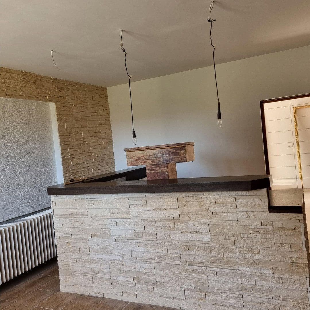 Prenájom nebytového priestoru 2.169 m², Quellenweg 4, Gilserberg, Hesensko Prenájom nebytového priestoru 2.169 m², Quellenweg 4, Gilserberg, Hesensko