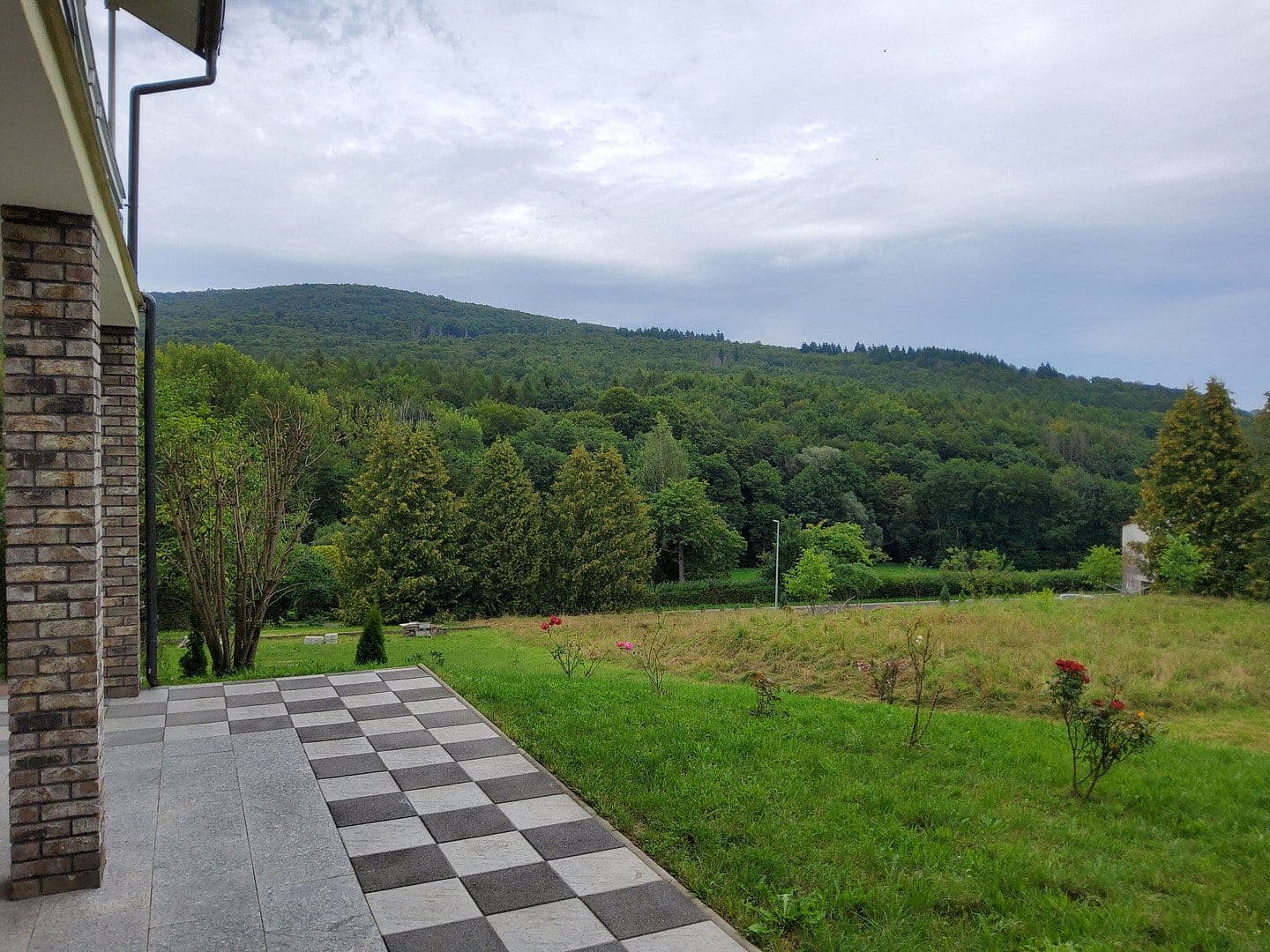 Prenájom nebytového priestoru 2.169 m², Quellenweg 4, Gilserberg, Hesensko Prenájom nebytového priestoru 2.169 m², Quellenweg 4, Gilserberg, Hesensko