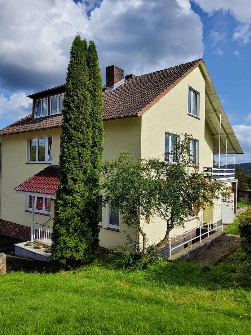 Prenájom nebytového priestoru 2.169 m², Quellenweg 4, Gilserberg, Hesensko Prenájom nebytového priestoru 2.169 m², Quellenweg 4, Gilserberg, Hesensko
