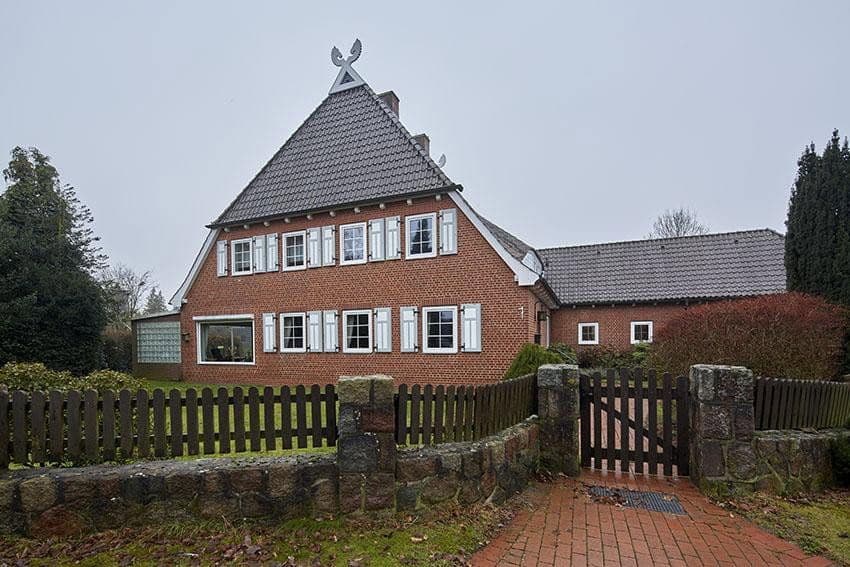 Predaj domu 350 m², pozemok 1.500 m², Seevetal, Dolné Sasko Predaj domu 350 m², pozemok 1.500 m², Seevetal, Dolné Sasko