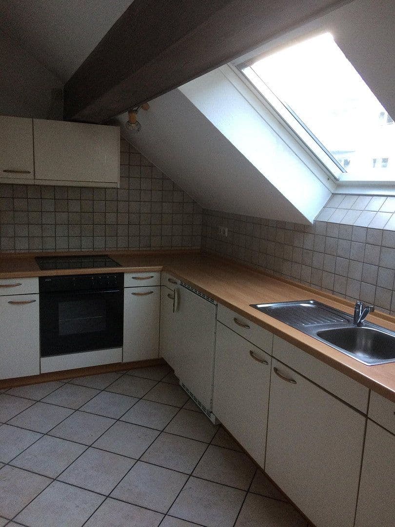 Prenájom bytu 3-izbový 85 m², Unter-Gerst-Str. 7, Trier, Porýnie-Falcko Prenájom bytu 3-izbový 85 m², Unter-Gerst-Str. 7, Trier, Porýnie-Falcko