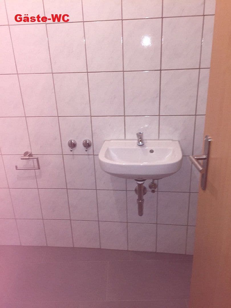 Prenájom bytu 4-izbový 104 m², Limburger Str. 165, Bad Camberg, Hesensko Prenájom bytu 4-izbový 104 m², Limburger Str. 165, Bad Camberg, Hesensko