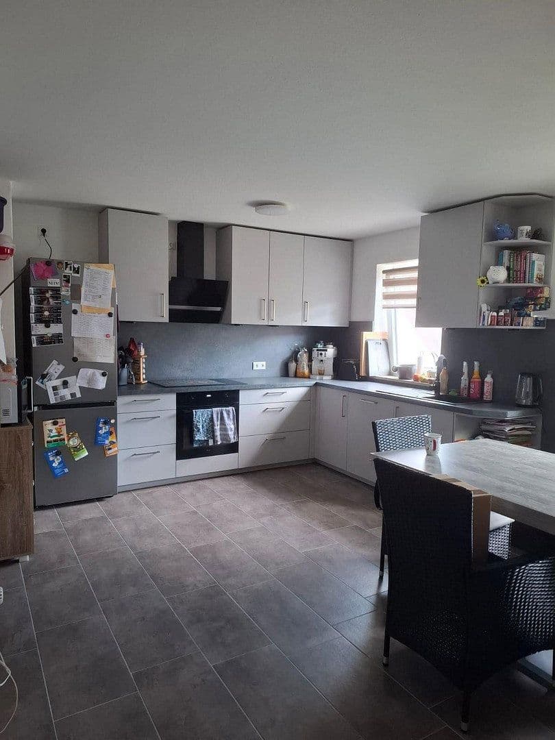 Prenájom bytu 5-izbový 108 m², Wieseth, Bavorsko Prenájom bytu 5-izbový 108 m², Wieseth, Bavorsko