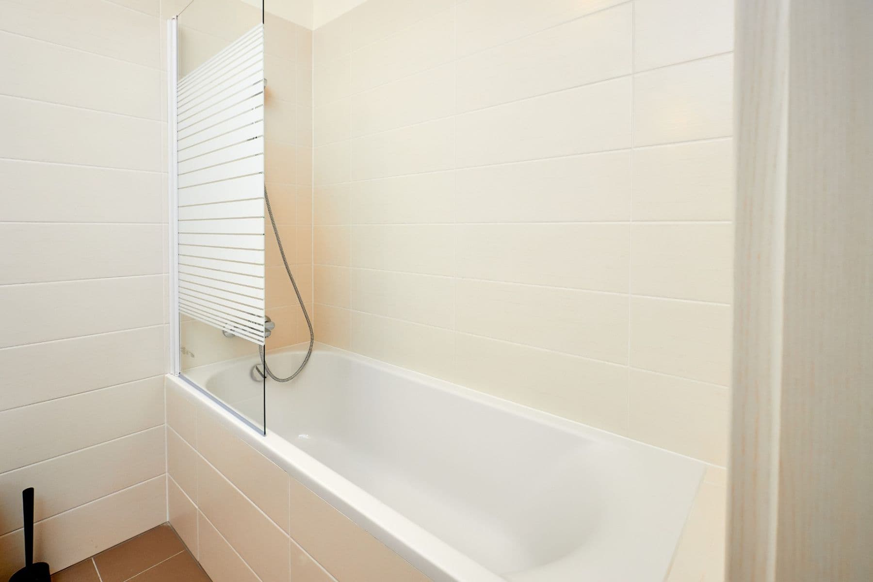 Prenájom bytu 2-izbový 60 m², U Mlýnského kanálu, Praha, Praha Prenájom bytu 2-izbový 60 m², U Mlýnského kanálu, Praha, Praha