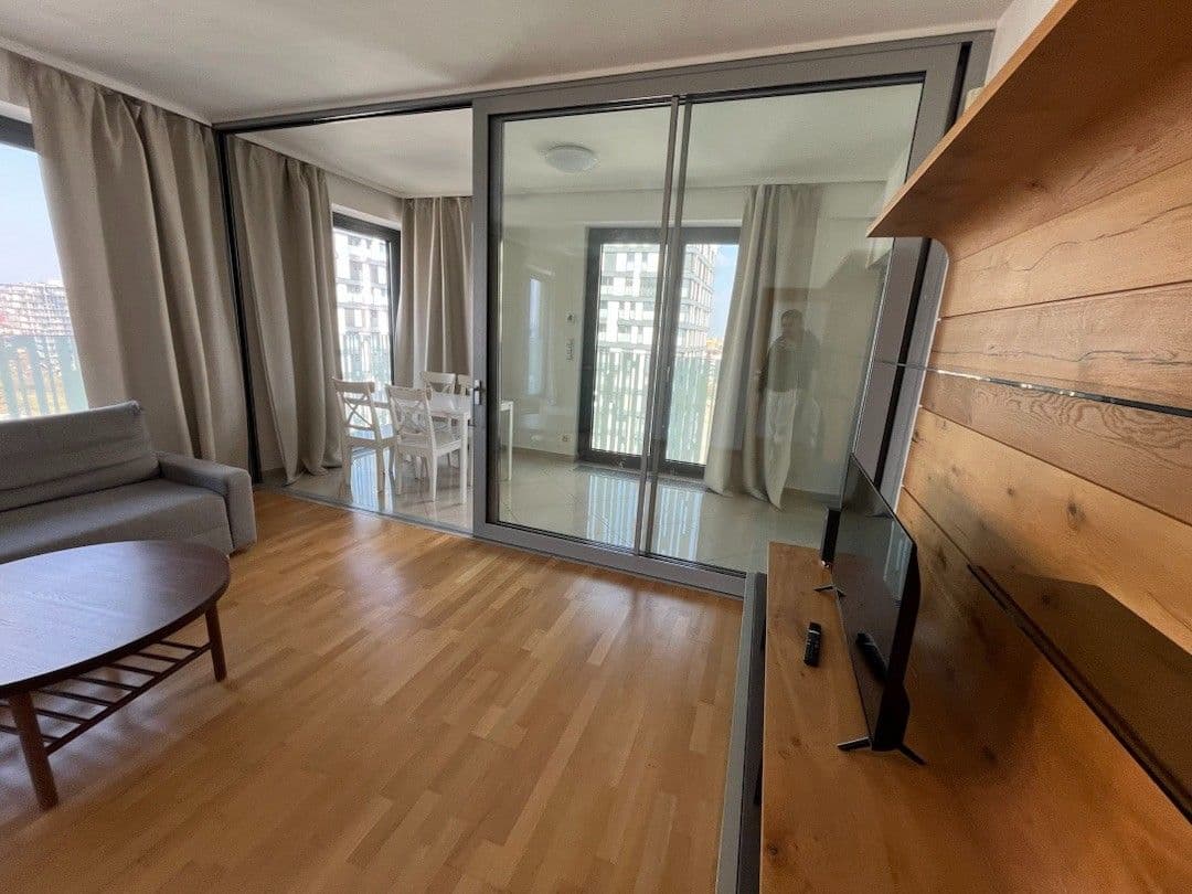 Prenájom bytu 2-izbový 75 m², Olšanská, Praha, Praha Prenájom bytu 2-izbový 75 m², Olšanská, Praha, Praha