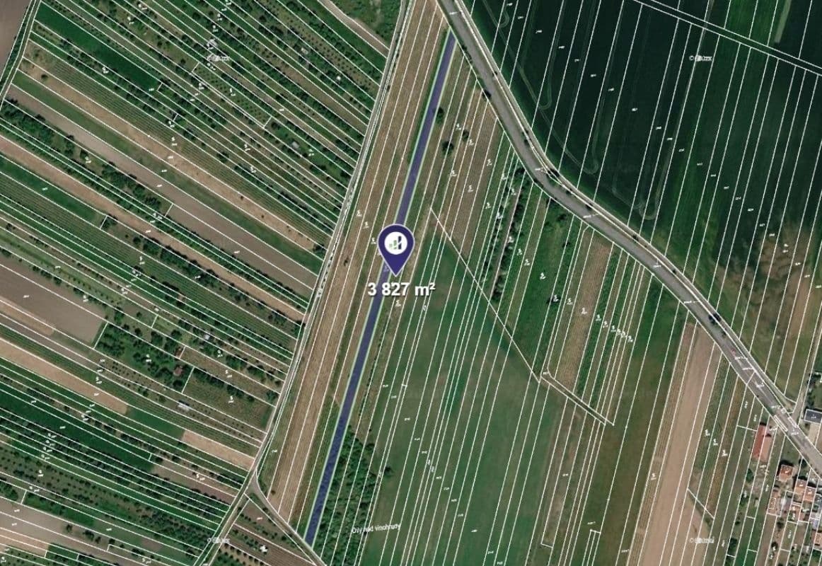 Predaj pozemku 3.827 m², Šakvice, Jihomoravský kraj Predaj pozemku 3.827 m², Šakvice, Jihomoravský kraj