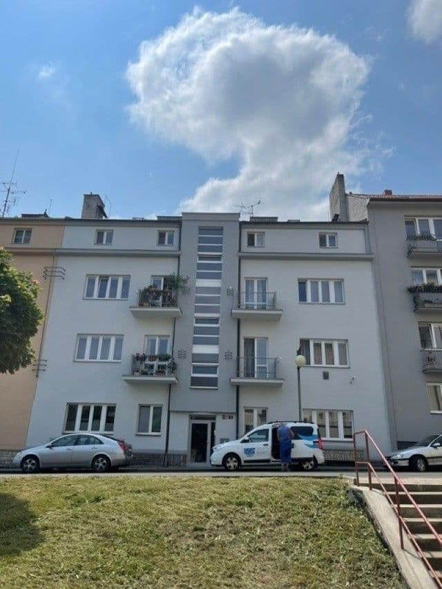 Predaj bytu 3-izbový 75 m², Sokolská, Kutná Hora, Středočeský kraj Predaj bytu 3-izbový 75 m², Sokolská, Kutná Hora, Středočeský kraj