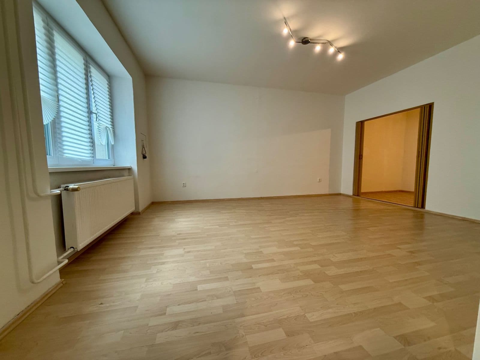 Prenájom bytu 3-izbový 80 m², Zámecká, Ostrava, Moravskoslezský kraj Prenájom bytu 3-izbový 80 m², Zámecká, Ostrava, Moravskoslezský kraj