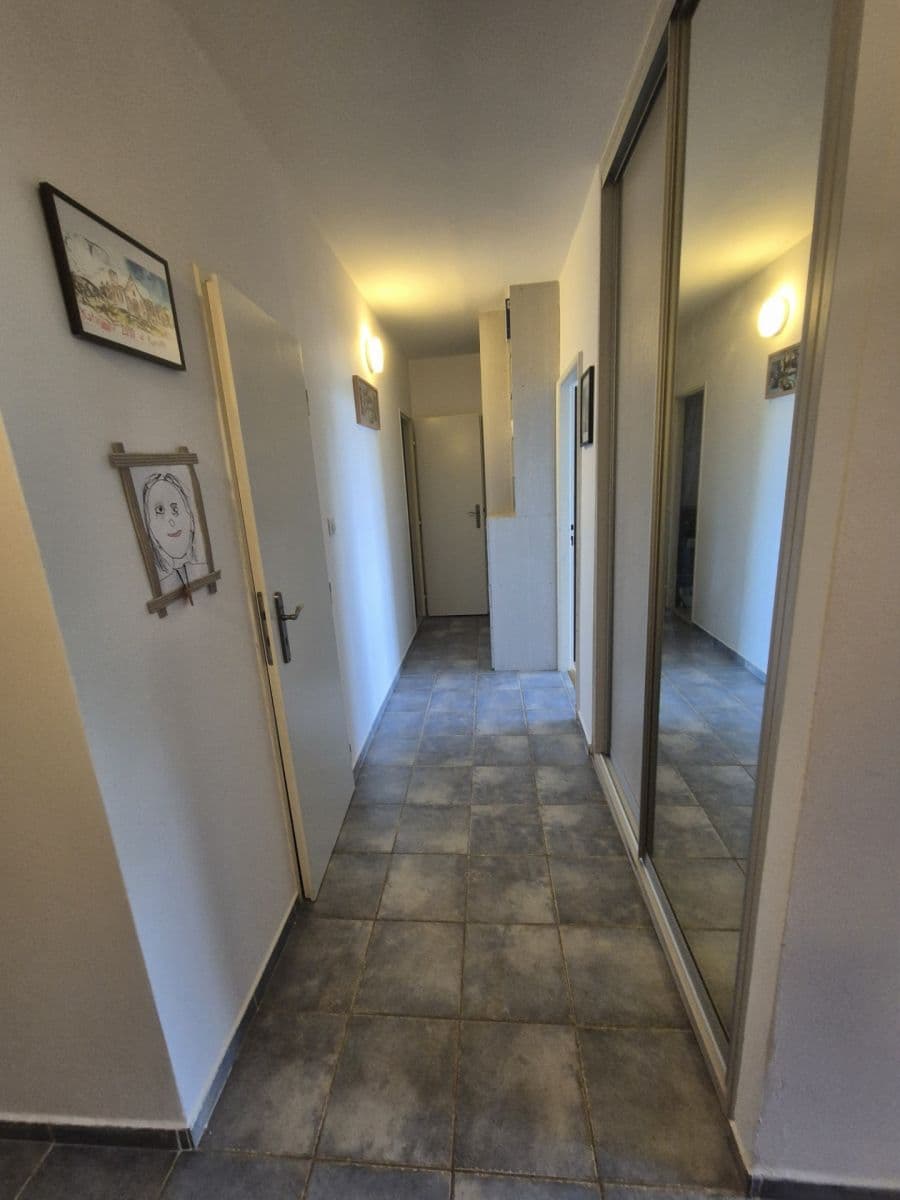 Prenájom bytu 3-izbový 74 m², Nedvězská, Praha, Praha Prenájom bytu 3-izbový 74 m², Nedvězská, Praha, Praha
