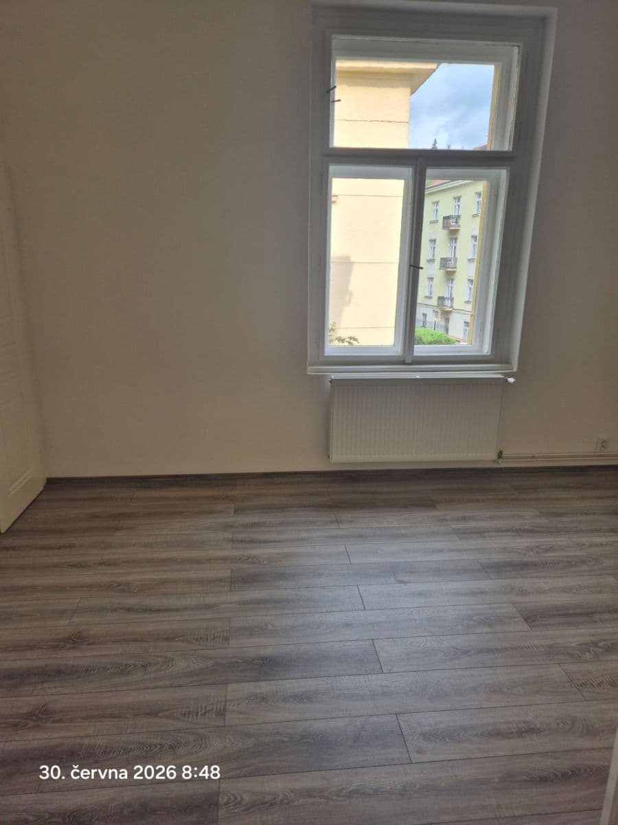 Prenájom bytu 4-izbový 120 m², Na Doubkové, Praha, Praha Prenájom bytu 4-izbový 120 m², Na Doubkové, Praha, Praha