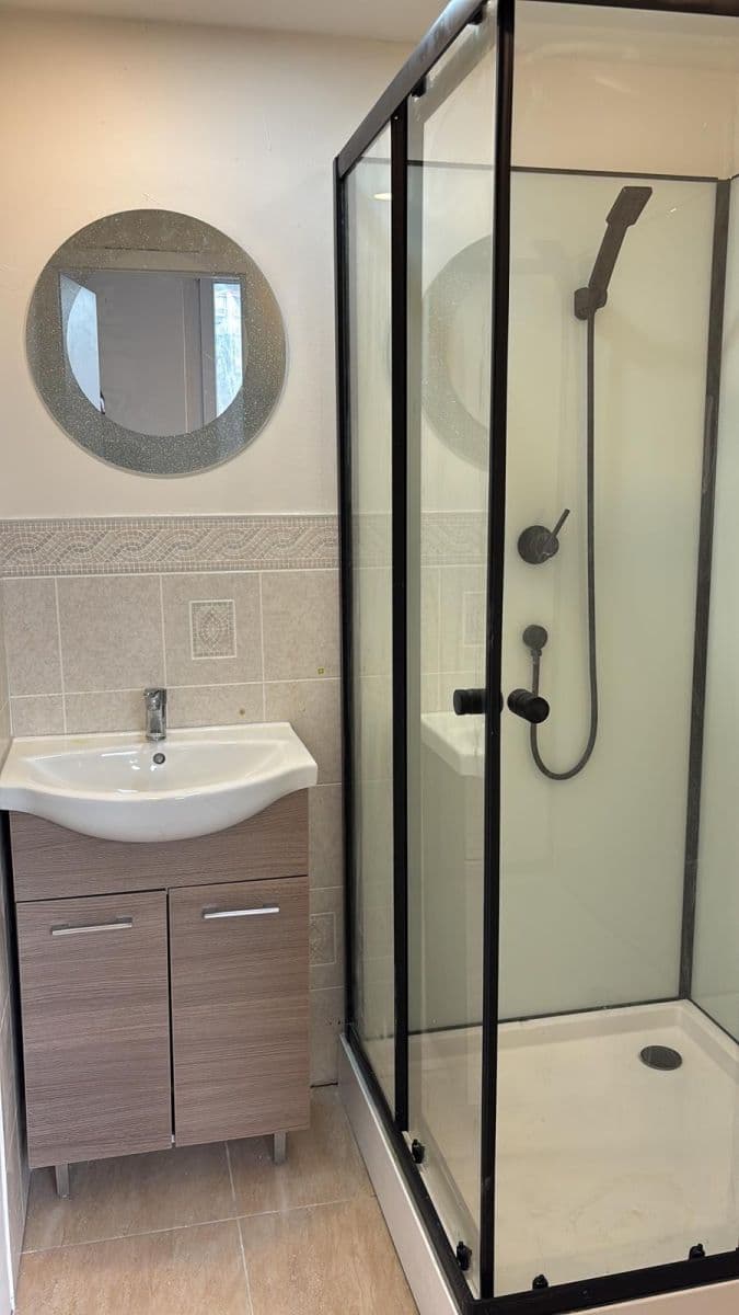 Prenájom bytu 3-izbový 77 m², Školní pěšina, Chomutov, Ústecký kraj Prenájom bytu 3-izbový 77 m², Školní pěšina, Chomutov, Ústecký kraj