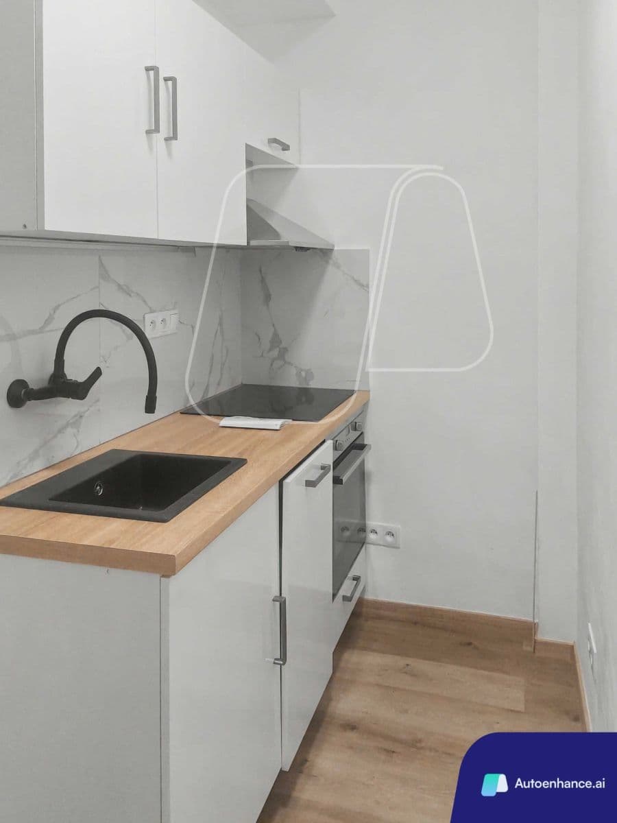 Prenájom bytu 1-izbový 40 m², 5. května, Praha, Praha Prenájom bytu 1-izbový 40 m², 5. května, Praha, Praha