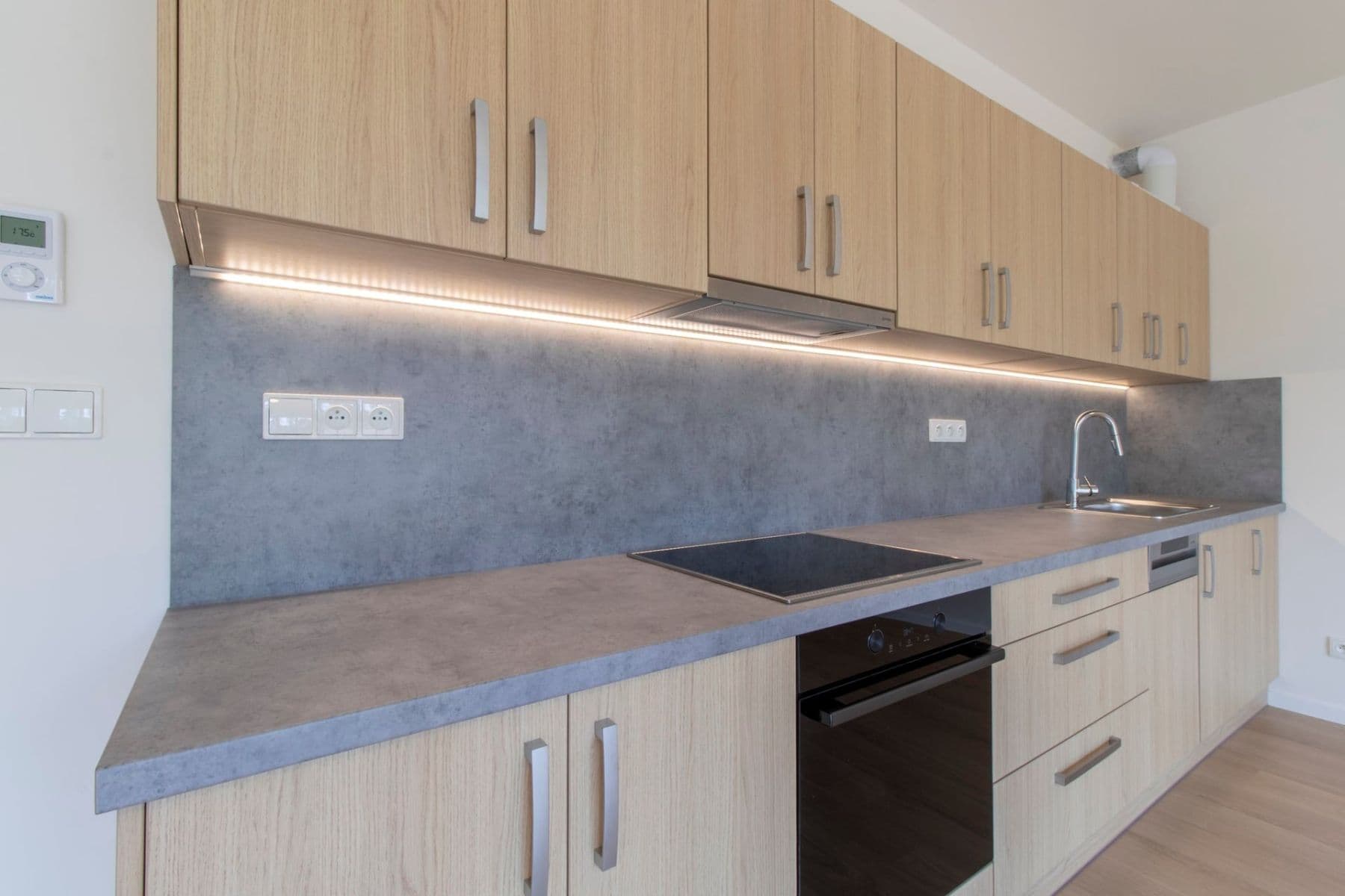 Prenájom bytu 1-izbový 35 m², Suchánkova, Benešov, Středočeský kraj Prenájom bytu 1-izbový 35 m², Suchánkova, Benešov, Středočeský kraj