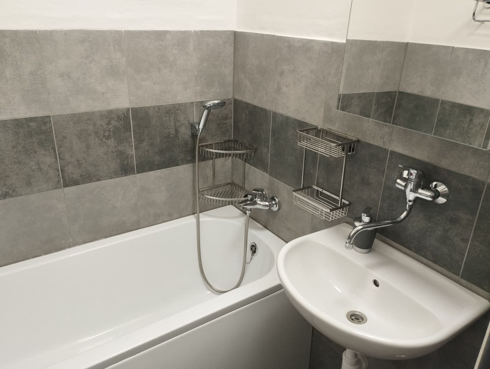 Prenájom bytu 3-izbový 64 m², Heřmanova, Praha, Praha Prenájom bytu 3-izbový 64 m², Heřmanova, Praha, Praha