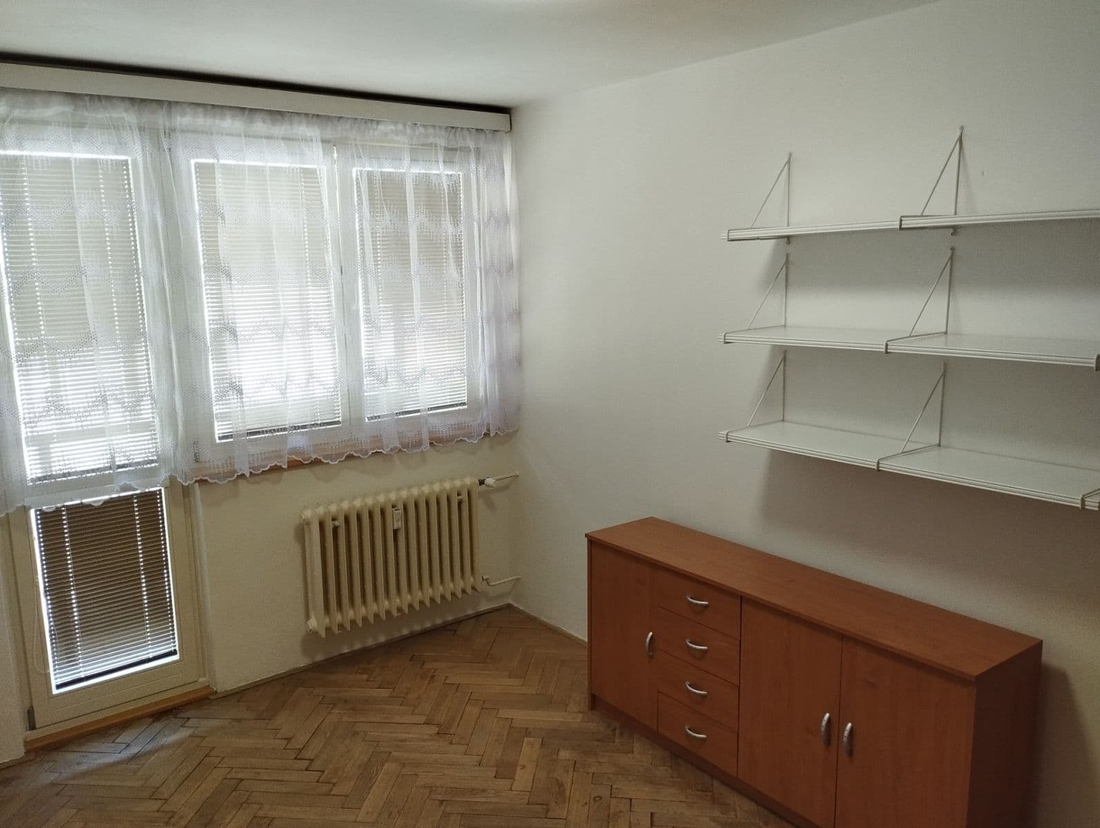 Prenájom bytu 3-izbový 64 m², Heřmanova, Praha, Praha Prenájom bytu 3-izbový 64 m², Heřmanova, Praha, Praha