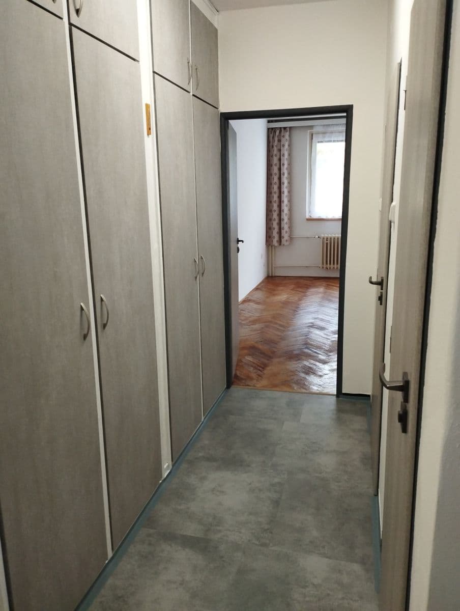 Prenájom bytu 3-izbový 64 m², Heřmanova, Praha, Praha Prenájom bytu 3-izbový 64 m², Heřmanova, Praha, Praha
