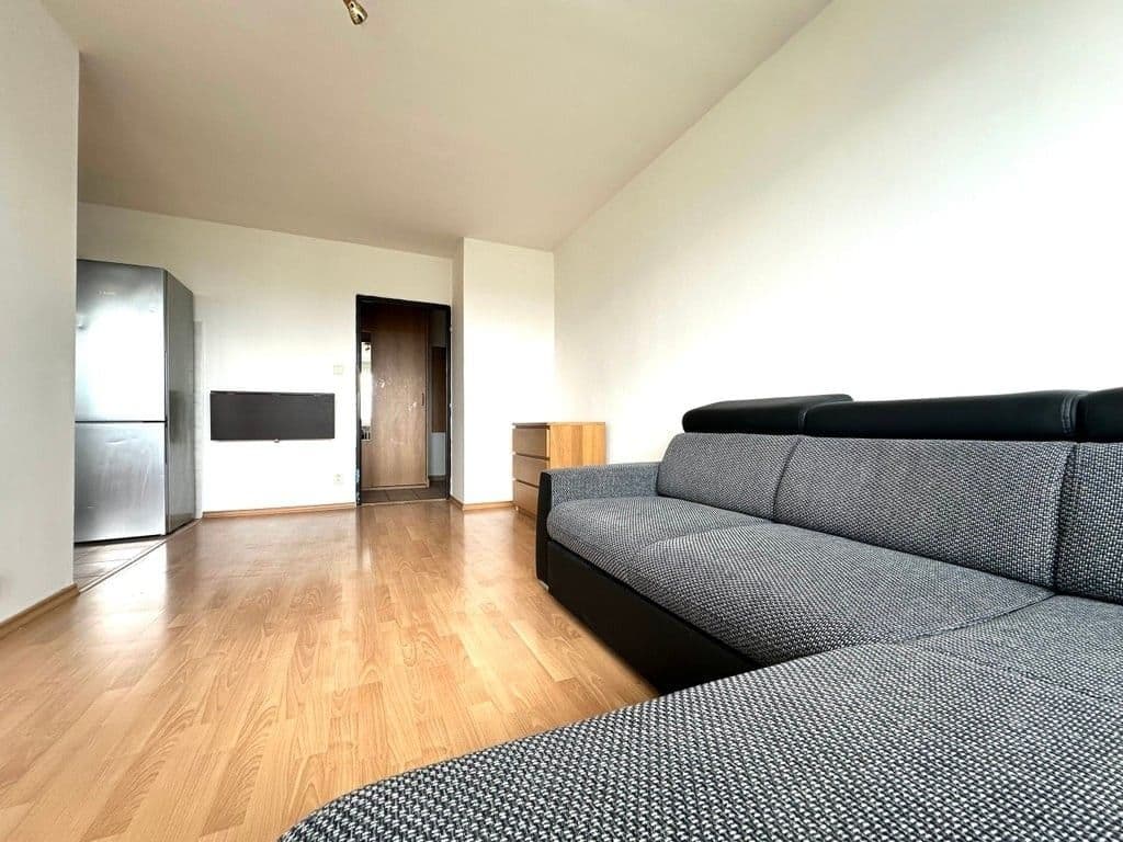 Prenájom bytu 2-izbový 40 m², Nekvasilova, Praha, Praha Prenájom bytu 2-izbový 40 m², Nekvasilova, Praha, Praha